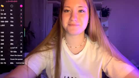 Megan online show from September 15, 5:24 pm