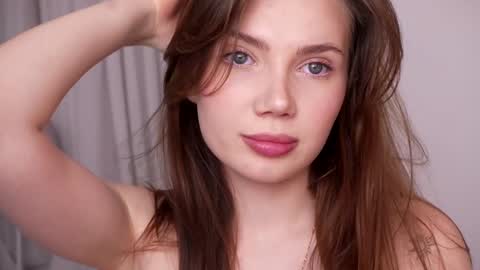 Snapshot of love_machine_ chatting on January 27, 9:11 pm Sofi online show from January 27, 9:11 pm