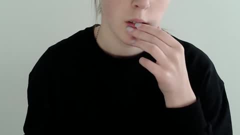 Vivian online show from November 4, 10:25 am