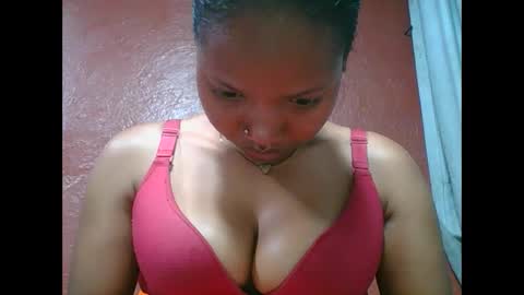 loveinlife750427 online show from September 18, 5:42 am