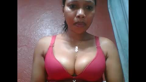 loveinlife750427 online show from October 2, 5:31 pm