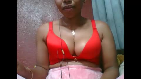 loveinlife750427 online show from October 5, 8:07 pm