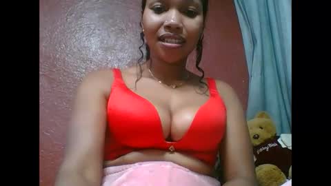 loveinlife750427 online show from October 12, 6:34 am