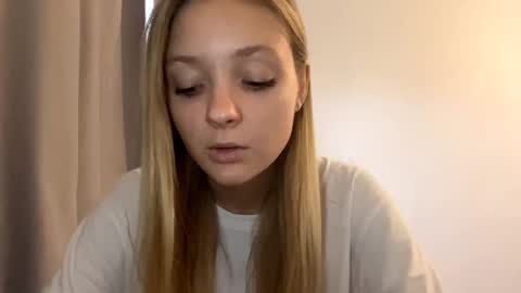 Ella online show from October 9, 6:11 am