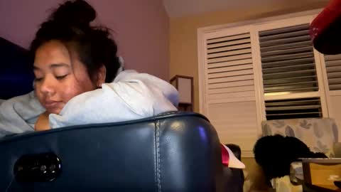 Love online show from December 16, 12:59 am