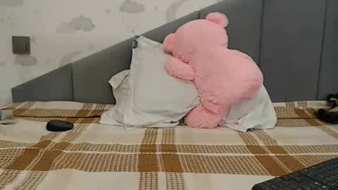 lovellykitty online show from September 17, 6:48 am