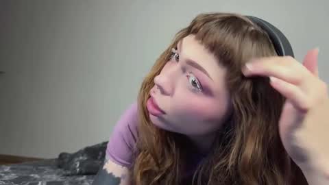 Snapshot of lovelorn_ chatting on January 8, 8:06 am Elsa online show from January 8, 8:06 am