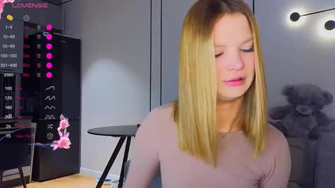 Jenny online show from September 26, 1:09 am