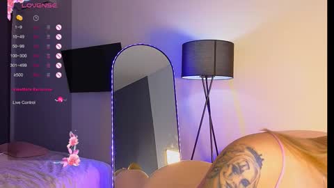 Jenny online show from November 21, 11:20 am