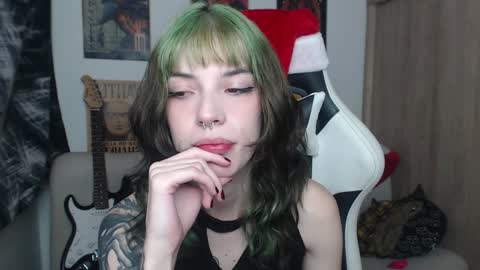 Cassie online show from December 31, 8:15 am