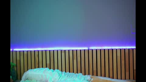 Emma online show from January 13, 6:16 pm