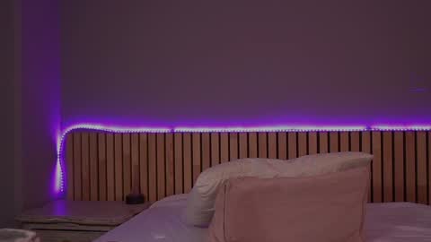 Emma online show from February 1, 7:13 pm