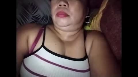 lovely_orchid online show from December 1, 6:29 am