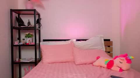 Lolly online show from September 19, 1:40 am