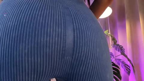    online show from October 14, 10:16 am