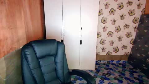 Snapshot of lovely_ricaxxx chatting on October 17, 7:55 am lovely_ricaxxx online show from October 17, 7:55 am