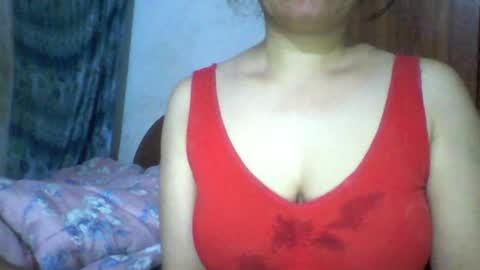 Snapshot of lovely_sweet_girl chatting on December 11, 9:30 am katrina follow me guys online show from December 11, 9:30 am