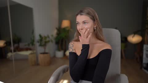 Snapshot of lovely_tammy chatting on September 22, 11:34 am Very miss youWill be back soon Tammy online show from September 22, 11:34 am