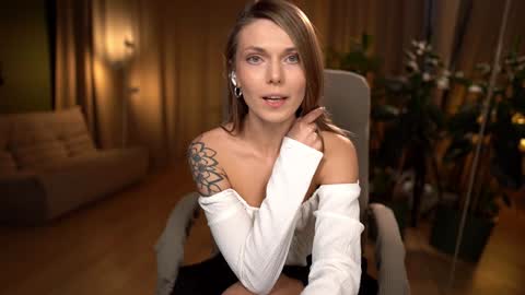 Snapshot of lovely_tammy chatting on November 20, 1:33 pm Very miss youWill be back soon Tammy online show from November 20, 1:33 pm