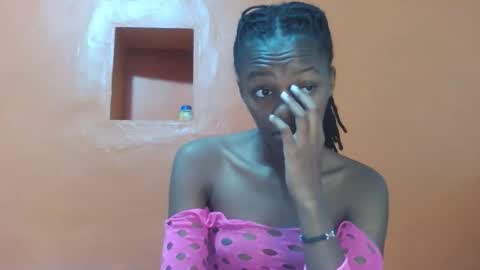 Lovely yvonne online show from November 27, 2:08 pm