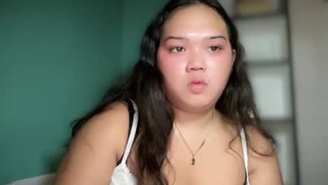 Snapshot of lovelyhot_christinexx chatting on December 18, 12:06 am Christine online show from December 18, 12:06 am