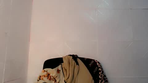 ara online show from December 8, 4:57 am