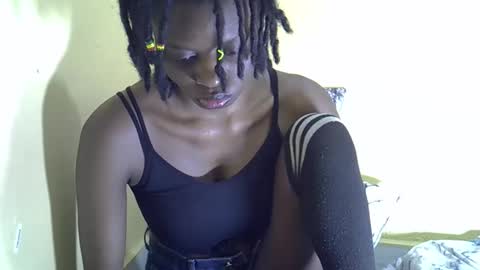 Snapshot of lovelymee2 chatting on September 28, 9:31 pm lovelymee2 online show from September 28, 9:31 pm