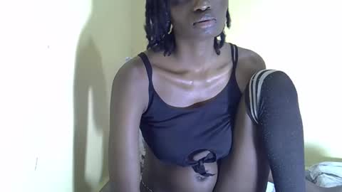 lovelymee2 online show from October 16, 2:23 am