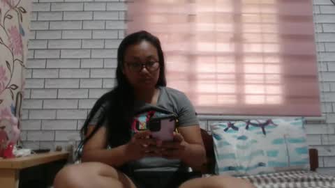 Angelquey online show from January 2, 3:05 am