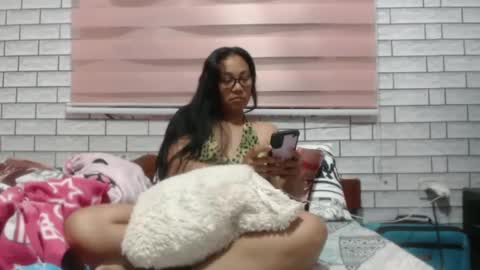 Angelquey online show from January 6, 8:18 pm