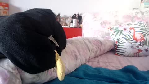 lovelywoman22 online show from March 5, 6:01 am