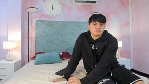 loverebels_ online show from November 23, 1:00 pm