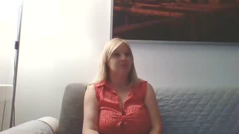 Snapshot of lovestar544963 chatting on September 23, 9:07 pm Marlyn online show from September 23, 9:07 pm