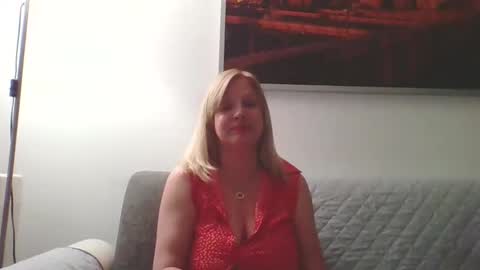 Snapshot of lovestar544963 chatting on September 25, 9:07 pm Marlyn online show from September 25, 9:07 pm