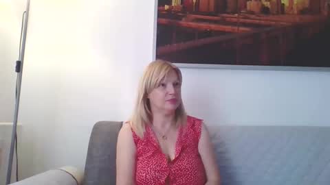 Snapshot of lovestar544963 chatting on September 26, 11:03 am Marlyn online show from September 26, 11:03 am