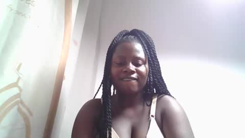 lovie_paula online show from October 16, 10:22 pm