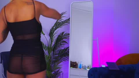 Nora online show from December 15, 6:29 am