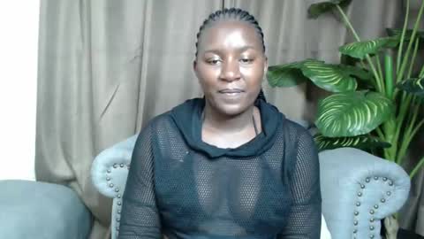 loyalcutie online show from January 28, 5:00 am