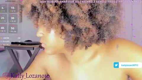 Snapshot of lozano_kathe_ chatting on October 14, 4:57 am Katty online show from October 14, 4:57 am