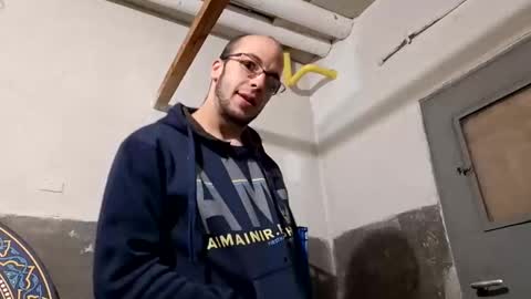 Lshot D online show from November 6, 10:05 am