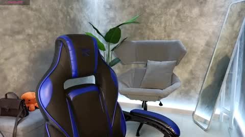 lu_muon online show from February 4, 1:34 am