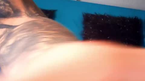 lu_pink online show from October 28, 1:03 pm