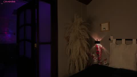  ---Goys incredible photographs online show from December 28, 3:26 pm