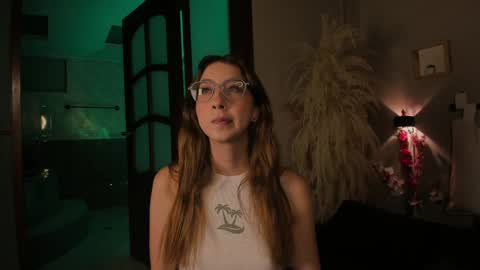  ---Goys incredible photographs online show from January 9, 12:09 pm