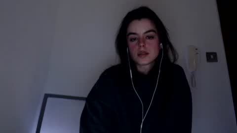 luana online show from December 17, 10:22 pm