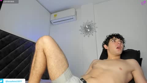 Luca Ferrer online show from February 14, 4:26 am