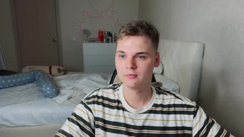 Lucas Gill online show from November 21, 3:38 am