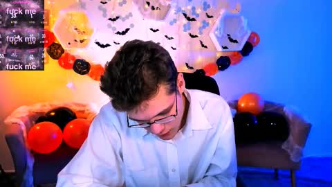 Snapshot of lucas_long_ chatting on October 26, 9:37 am lucas_long_ online show from October 26, 9:37 am