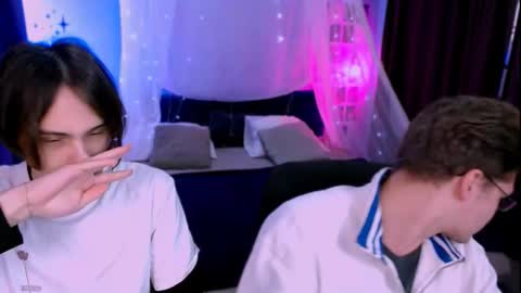 Snapshot of lucas_long_ chatting on November 20, 9:09 am lucas_long_ online show from November 20, 9:09 am