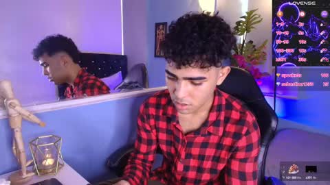 lucascarterr online show from September 11, 5:35 pm